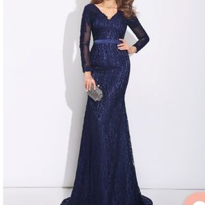 Stunning navy-blue long sleeve LACE dress